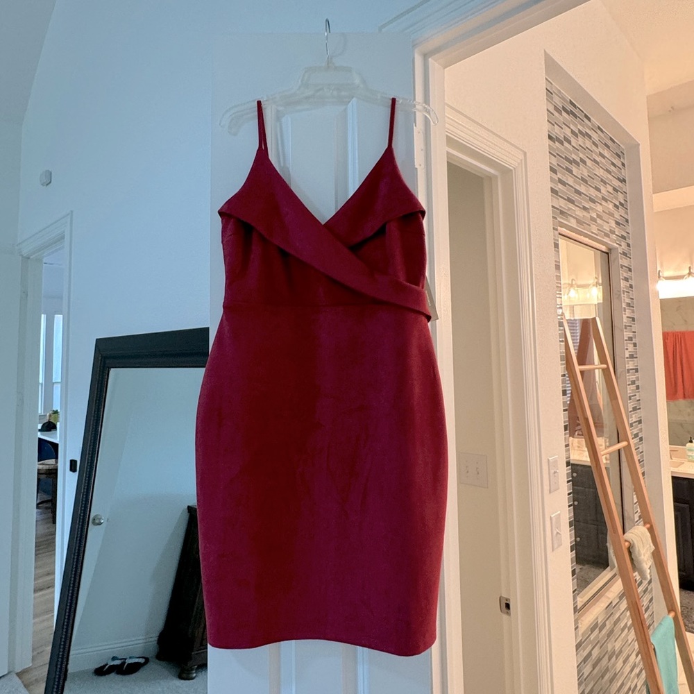 Maroon dress with tags